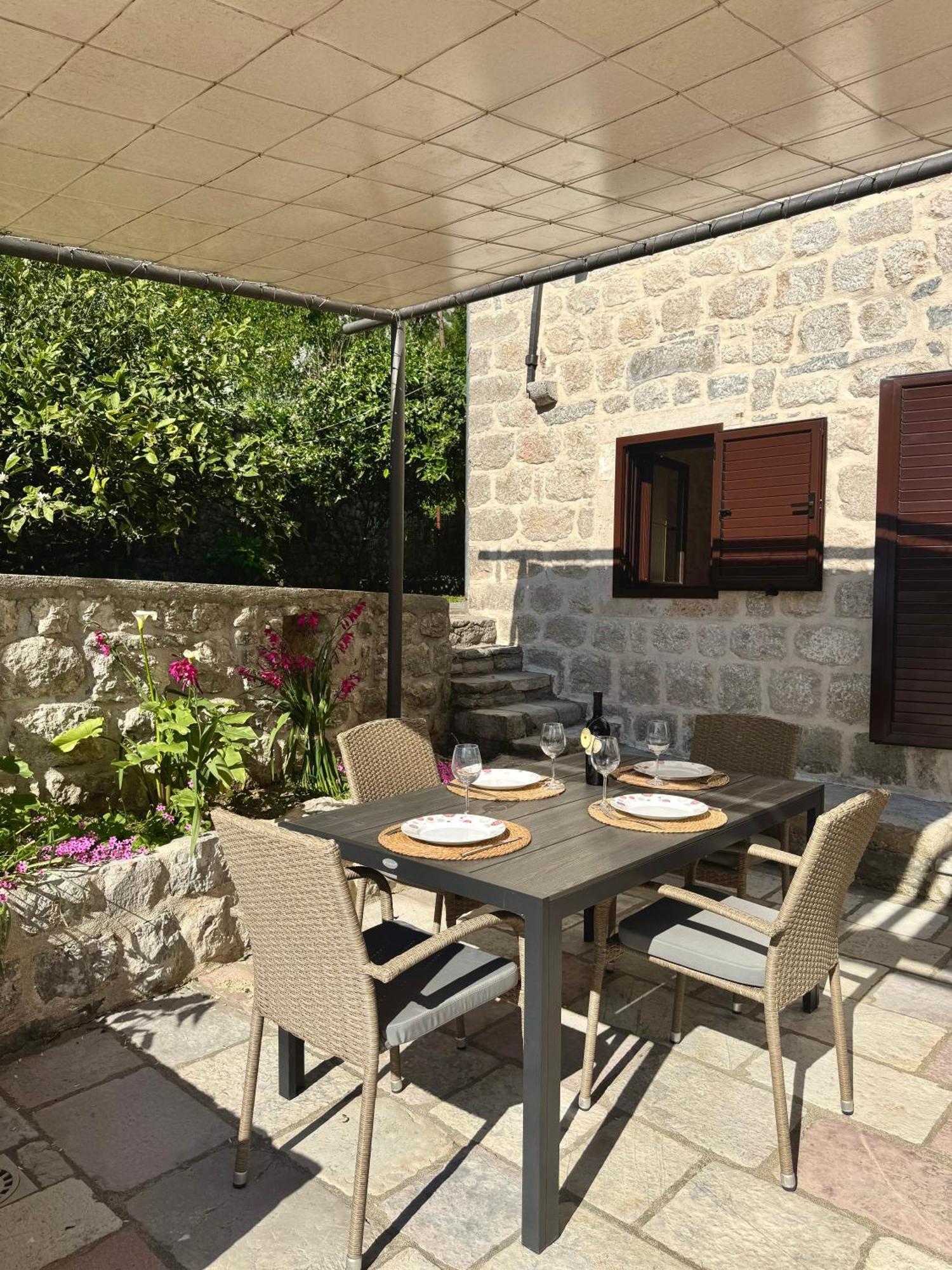 Apartments Radonicic Kotor Exterior foto