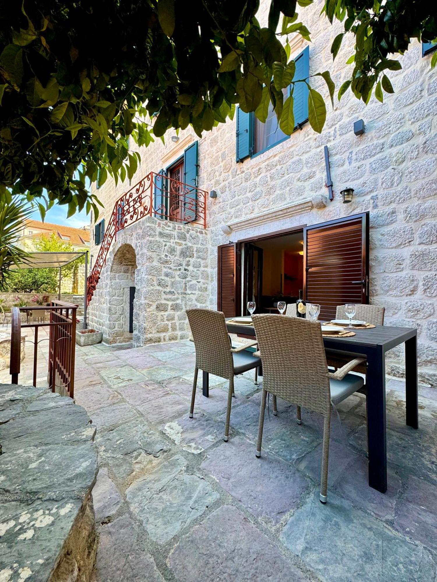 Apartments Radonicic Kotor Exterior foto